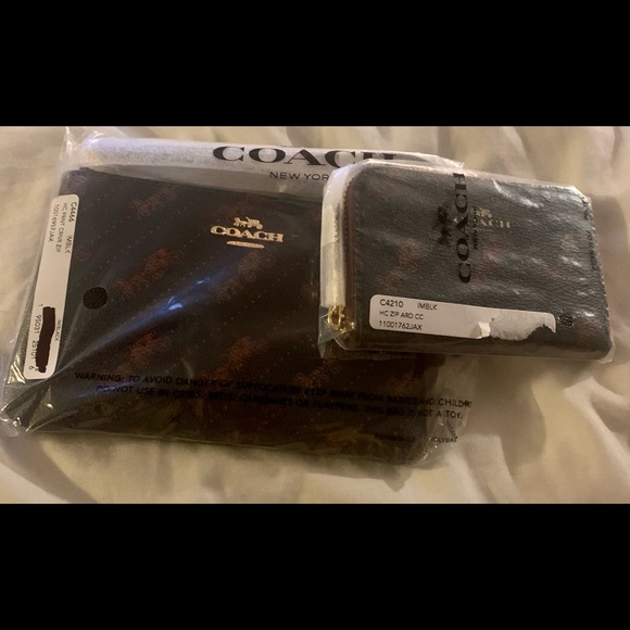 Coach Wristlets - Picture 6 of 7